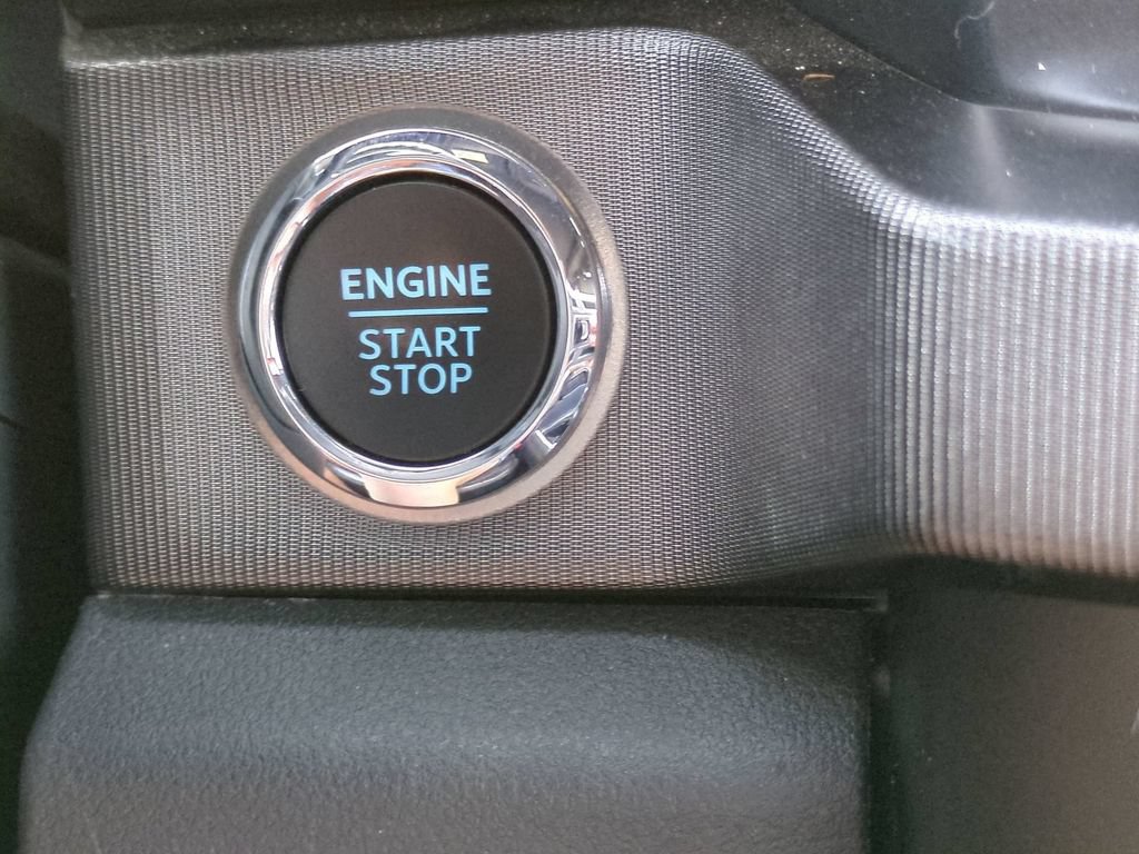 Certified 2023 Ford F250 Platinum AWD/4WD image 34