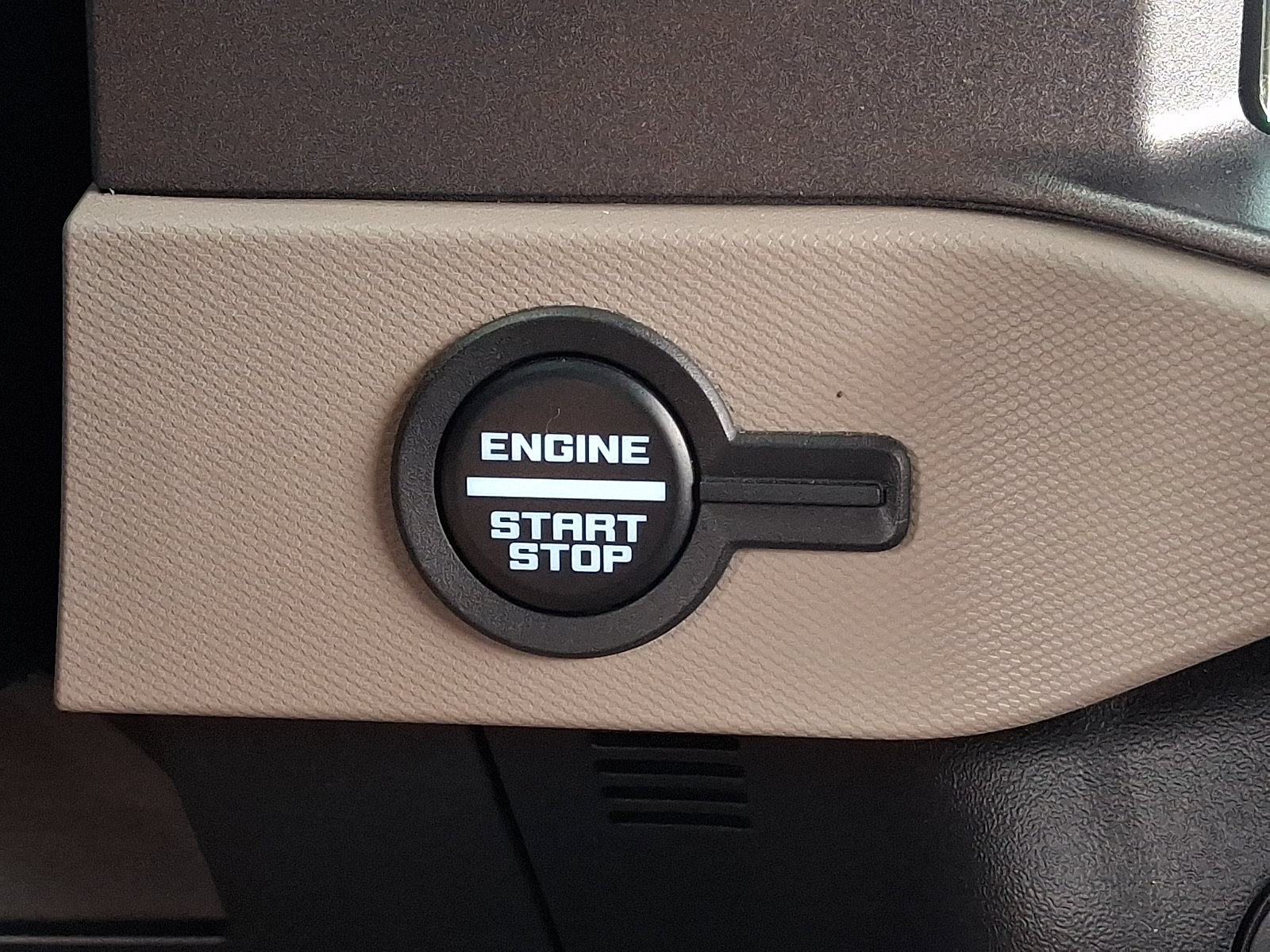 Certified 2024 Ford Bronco Wildtrak AWD/4WD image 30