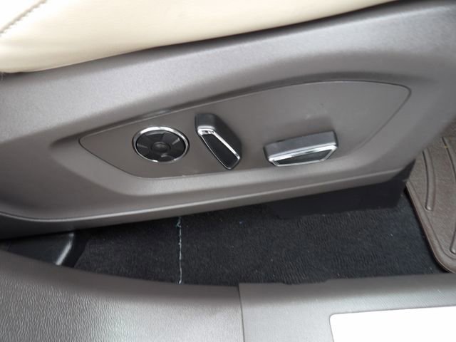 Certified 2020 Ford Explorer Platinum w/ Premium Technology Package image 37