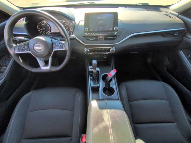 Used 2022 Nissan Altima 2.5 SV image 14