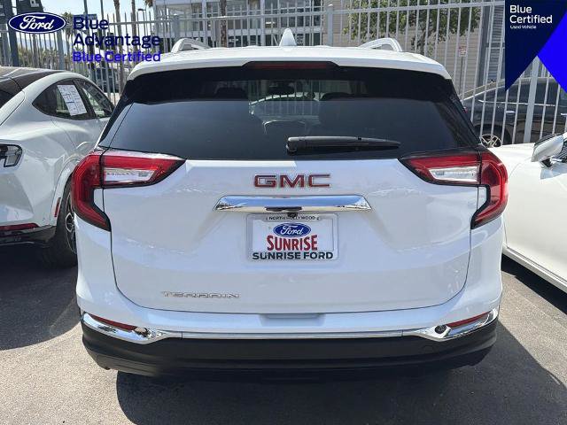 Used 2024 GMC Terrain SLT FWD image 8