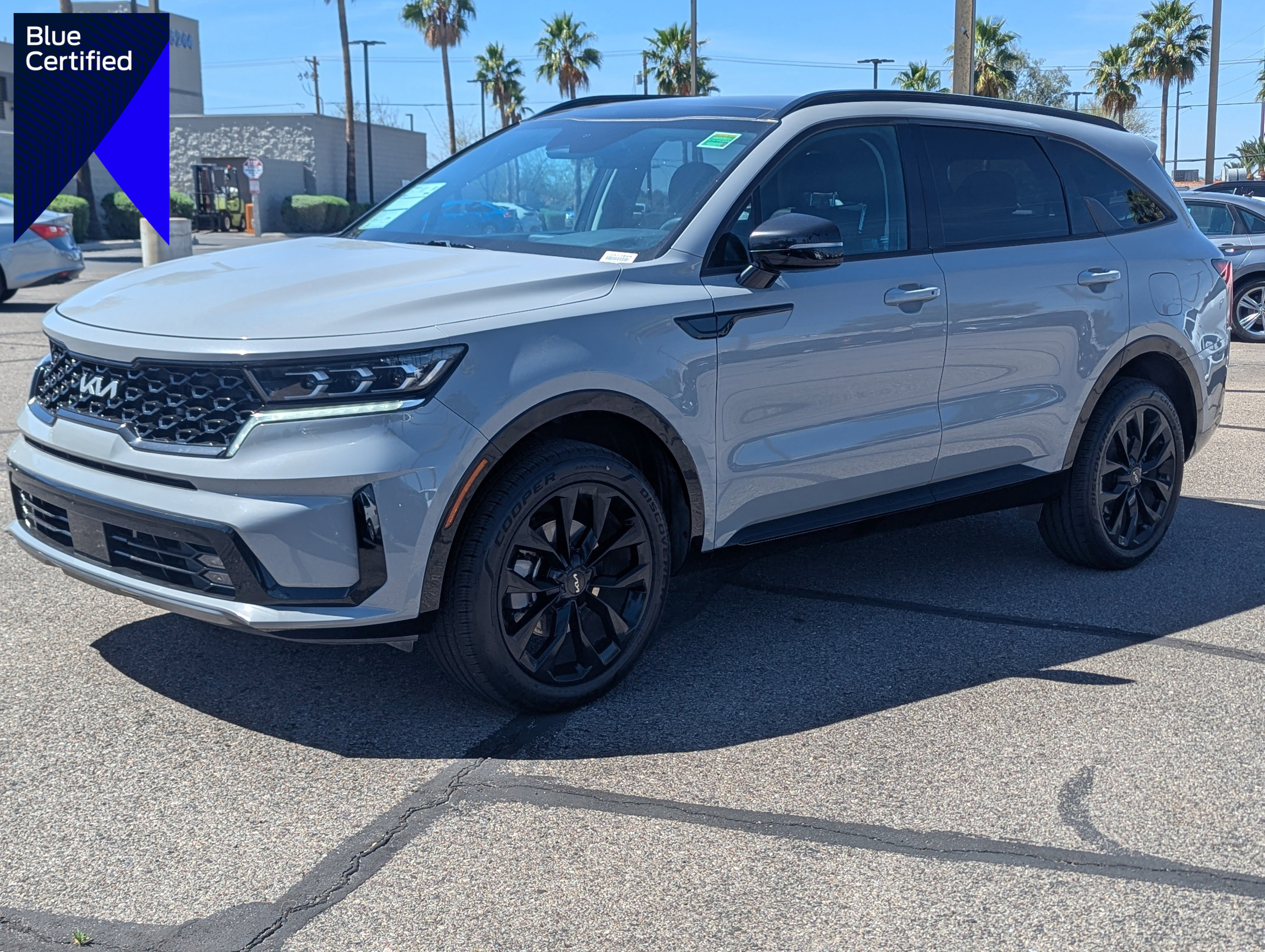 Used 2023 Kia Sorento SX image 1