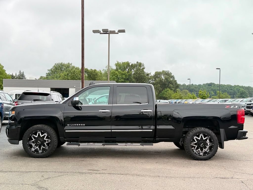 Used 2018 Chevrolet Silverado 1500 LTZ Z71 AWD/4WD image 33