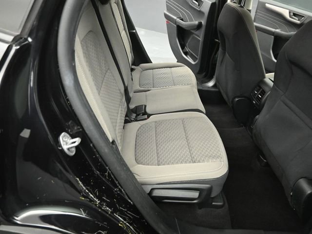 Certified 2022 Ford Escape SE w/ Cold Weather Package image 40