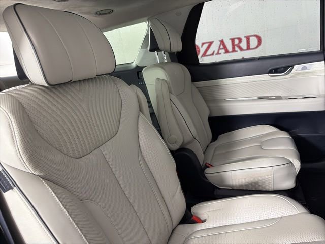 Used 2023 Hyundai Palisade Calligraphy FWD image 16