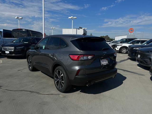 Certified 2021 Ford Escape SE w/ SE Sport Appearance Package image 4