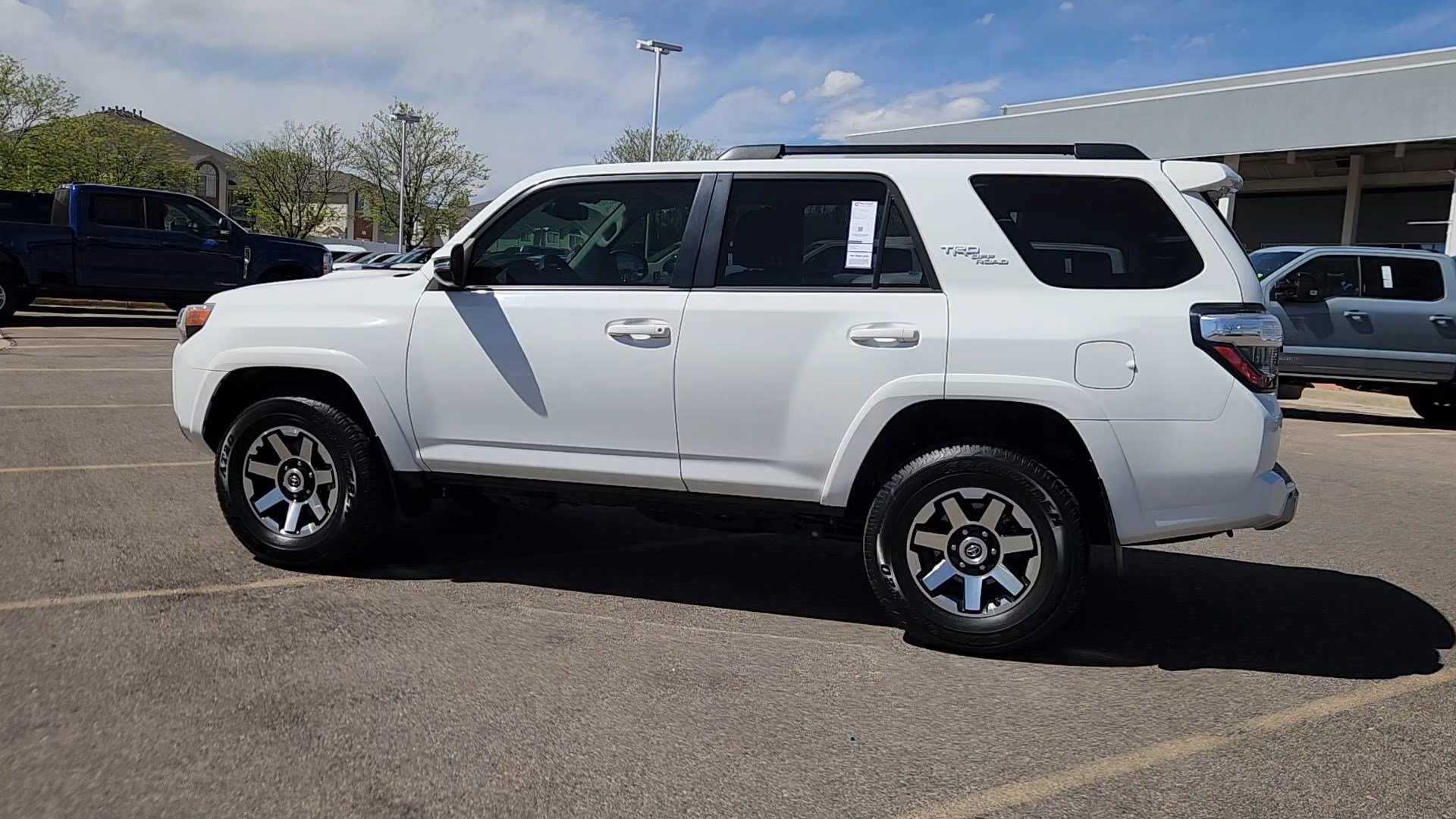 Used 2021 Toyota 4Runner TRD Off-Road Premium w/ Moonroof Package AWD/4WD image 22