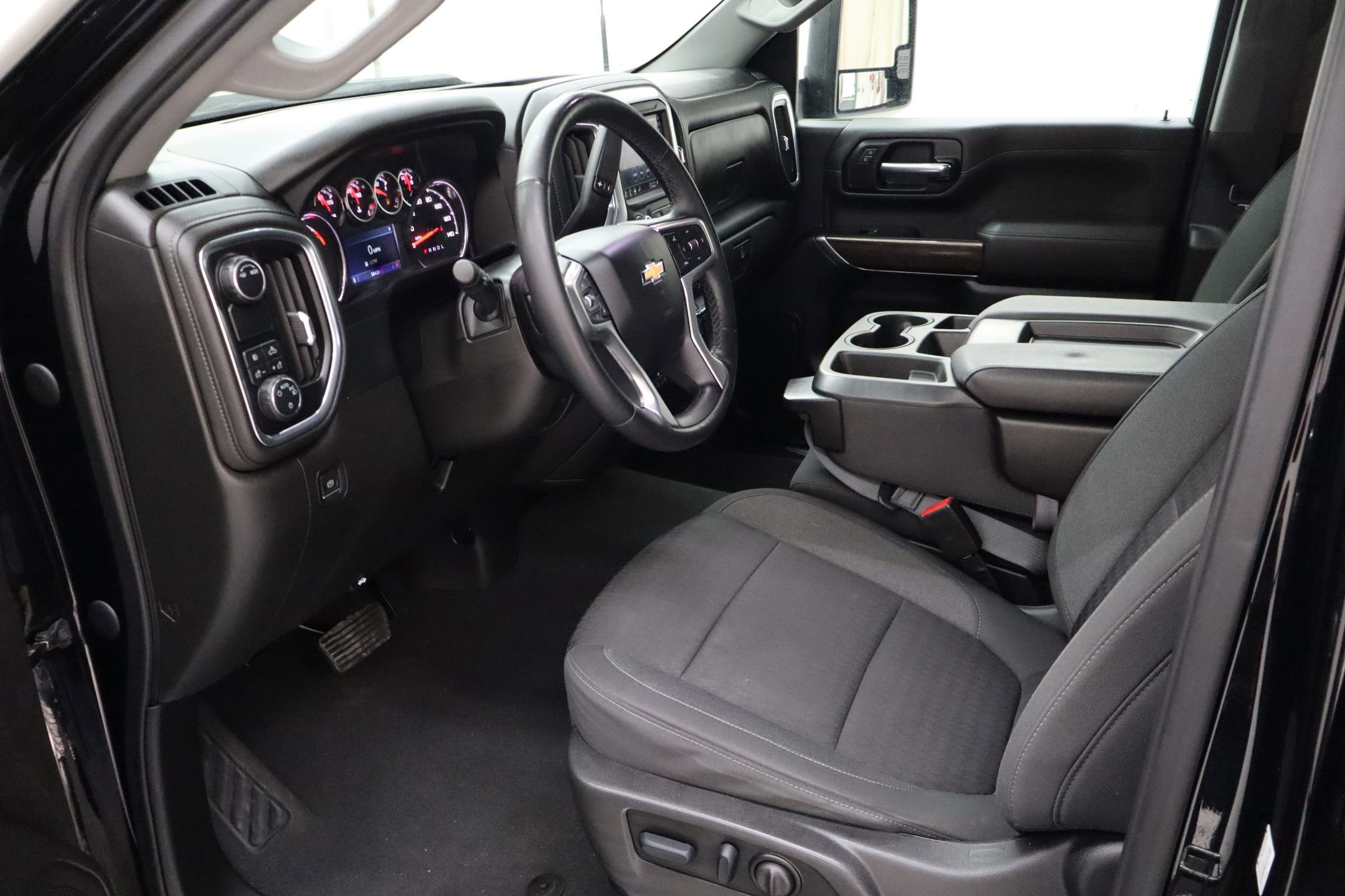 Used 2023 Chevrolet Silverado 3500 LT w/ Convenience Package image 25