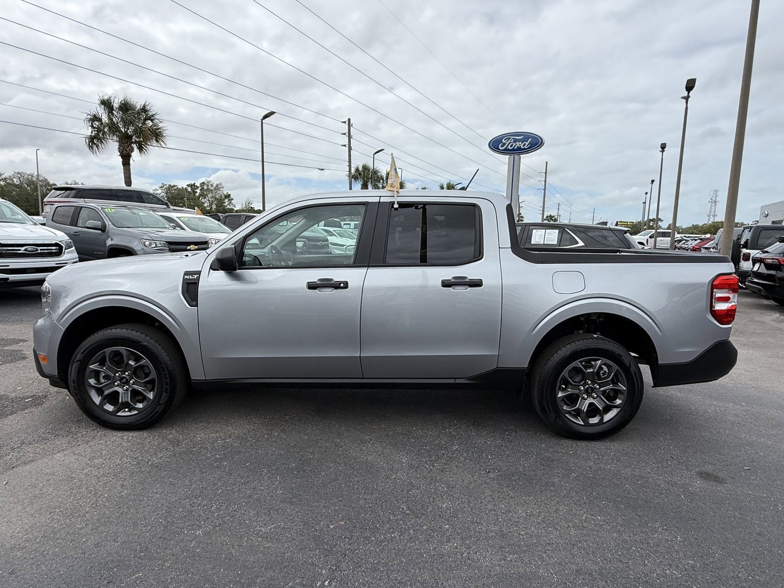 Certified 2024 Ford Maverick XLT FWD image 7