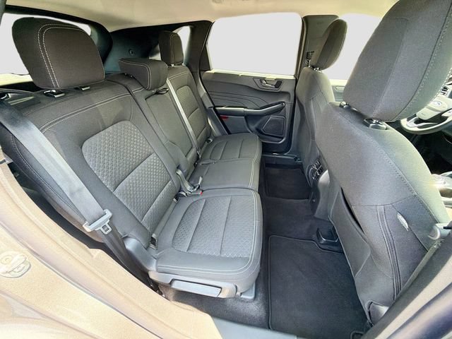 Certified 2025 Ford Escape Active AWD/4WD image 33
