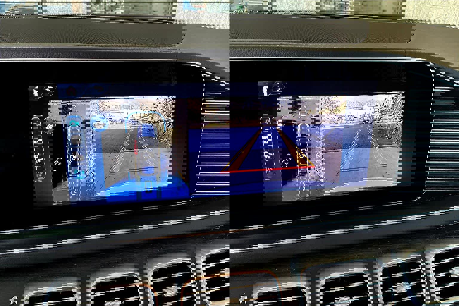 Used 2025 Mercedes-Benz GLE 350 4MATIC image 28