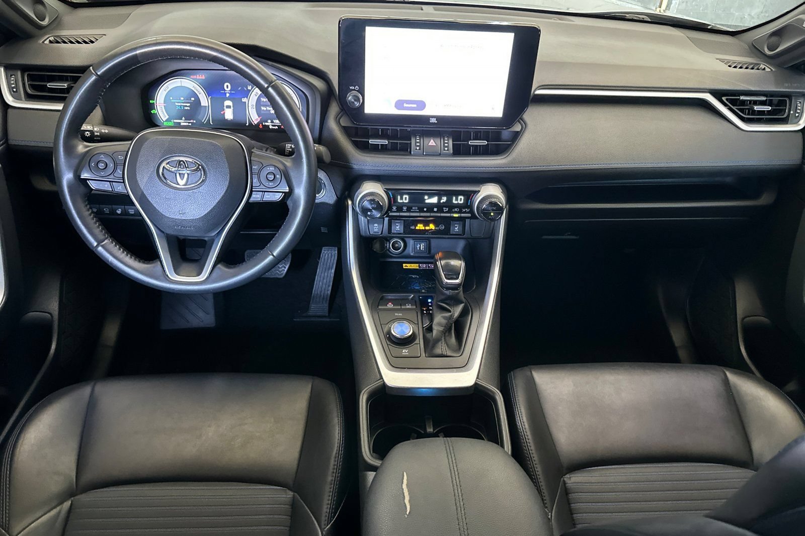 Used 2023 Toyota RAV4 XSE AWD/4WD image 13