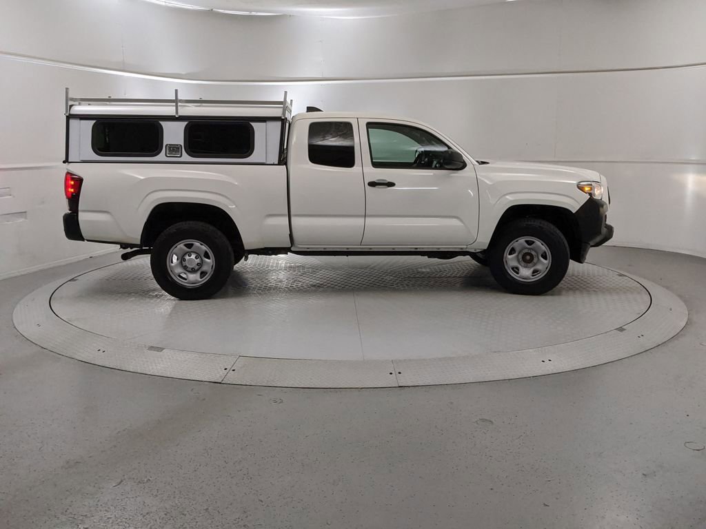 Used 2021 Toyota Tacoma SR image 2