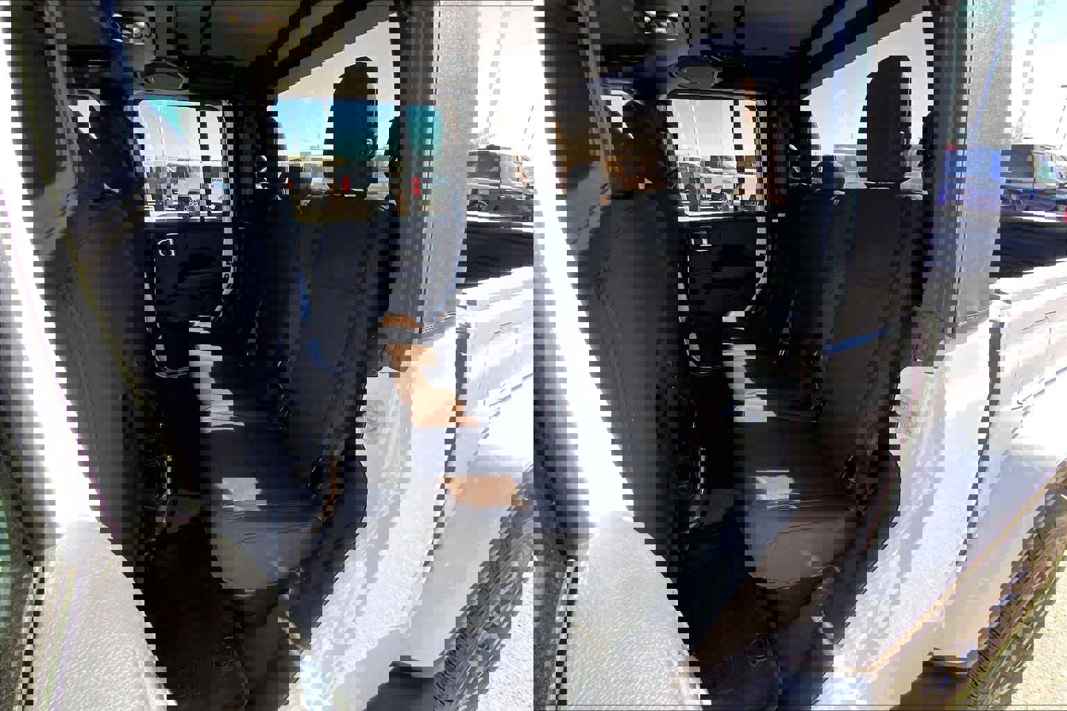 Used 2022 Jeep Gladiator Overland w/ Trailer Tow Package image 21