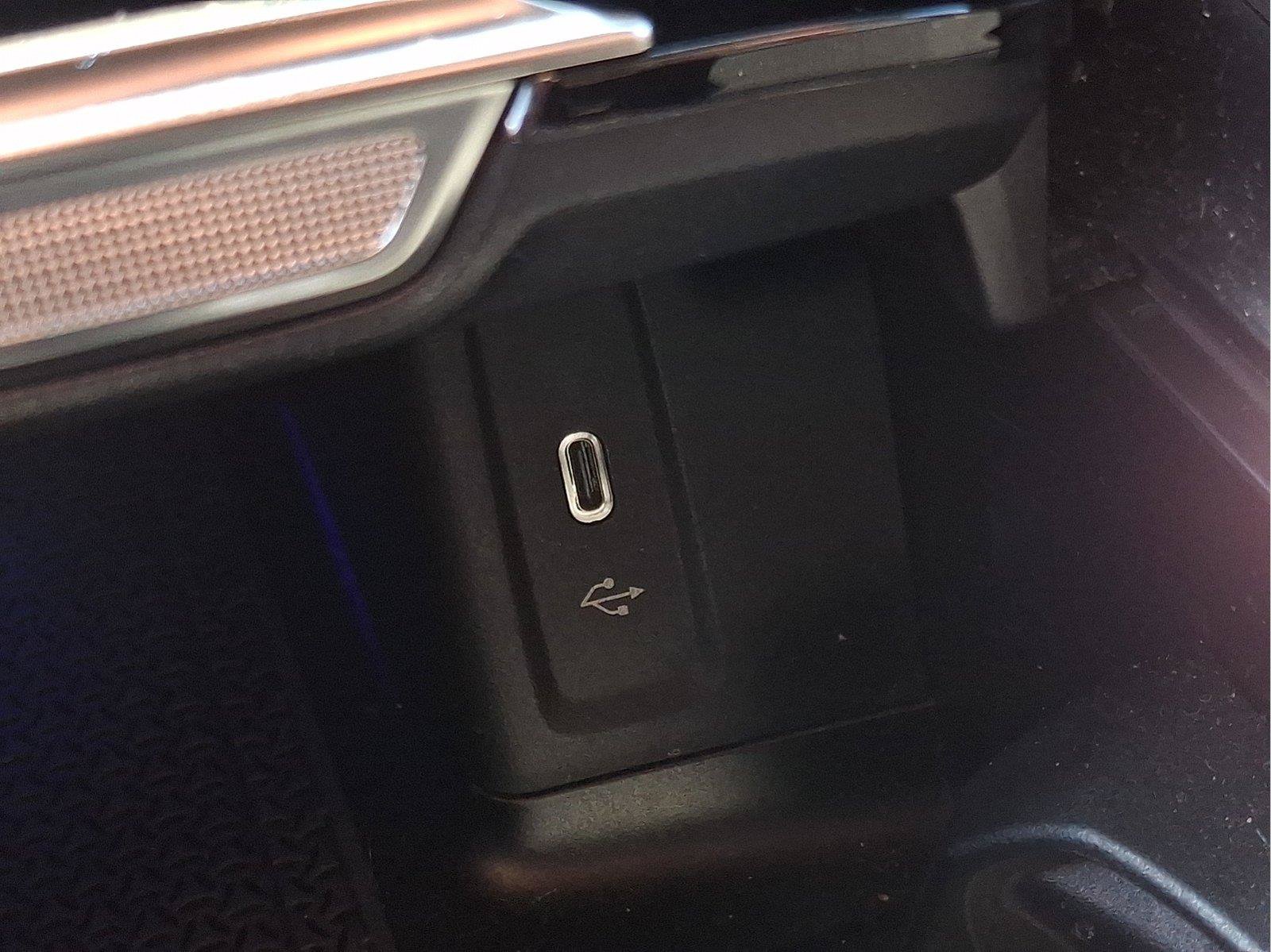 Used 2023 Mercedes-Benz GLC 300 4MATIC image 23