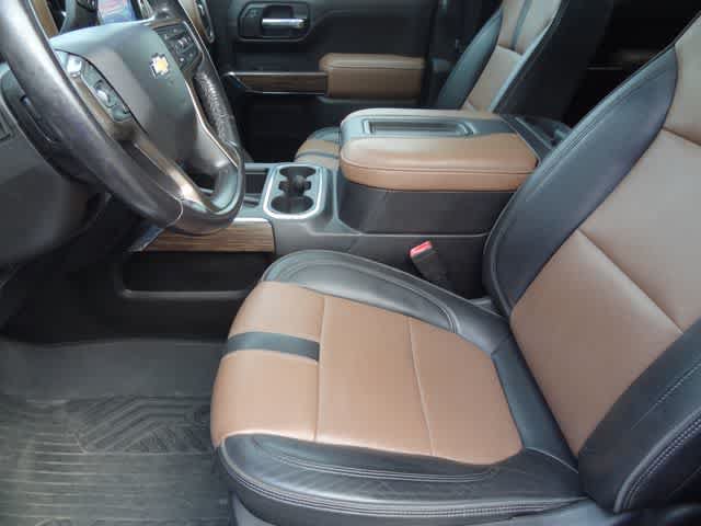 Used 2021 Chevrolet Silverado 1500 High Country w/ Technology Package AWD/4WD image 6