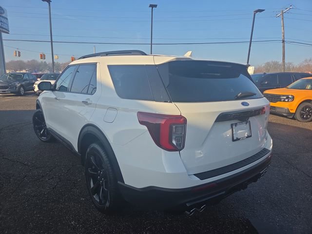 Certified 2024 Ford Explorer ST w/ Equipment Group 401A image 10