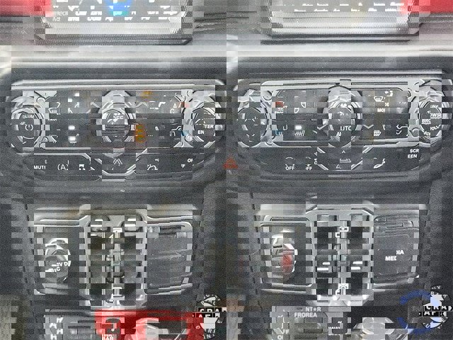 Used 2020 Jeep Wrangler Unlimited Rubicon w/ Dual Top Group image 17