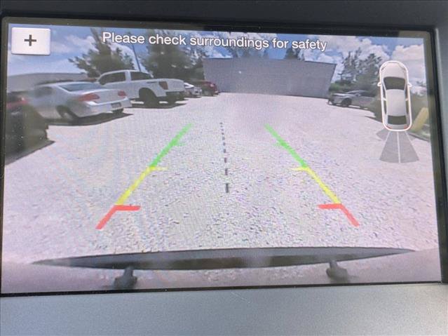 Certified 2019 Ford Edge SEL w/ Equipment Group 201A FWD image 11