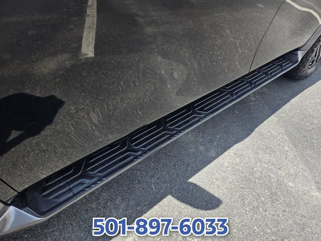 Used 2018 Nissan Armada Platinum w/ Captain Seat Package RWD image 10