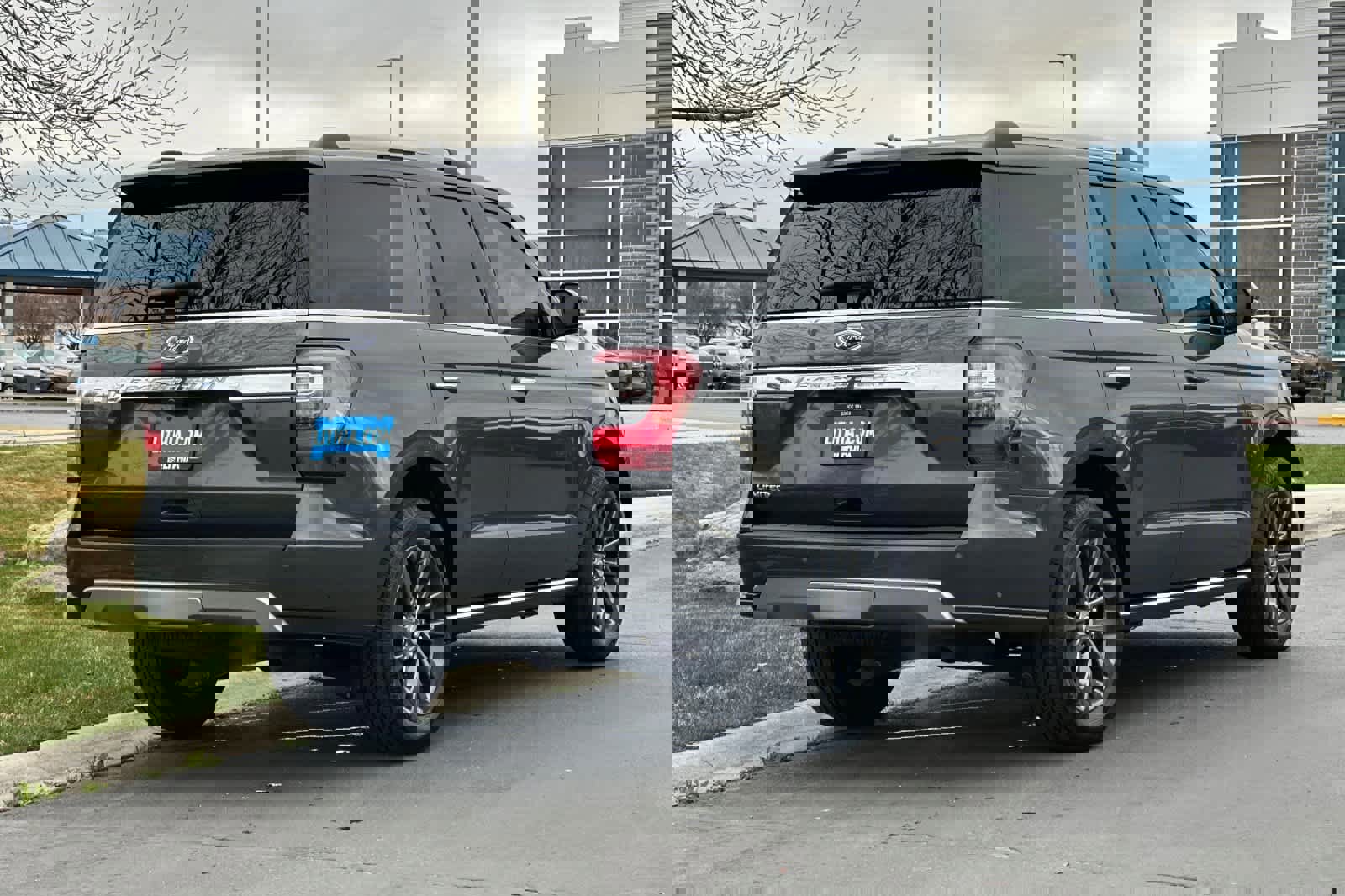 Certified 2021 Ford Expedition Limited image 5