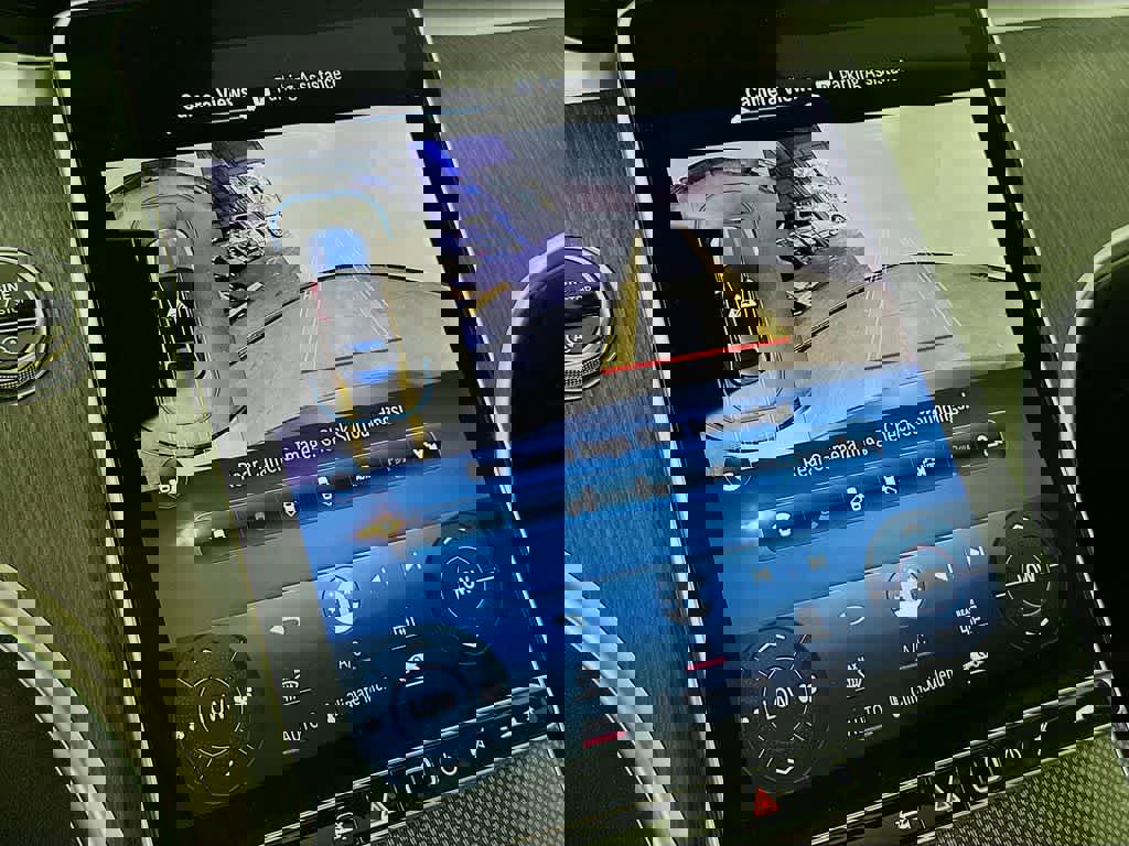 Used 2022 Mercedes-Benz C 300 4MATIC Sedan image 28