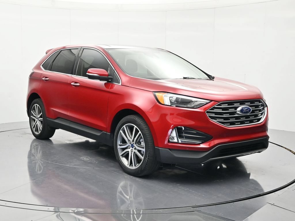 Certified 2022 Ford Edge Titanium AWD/4WD image 3