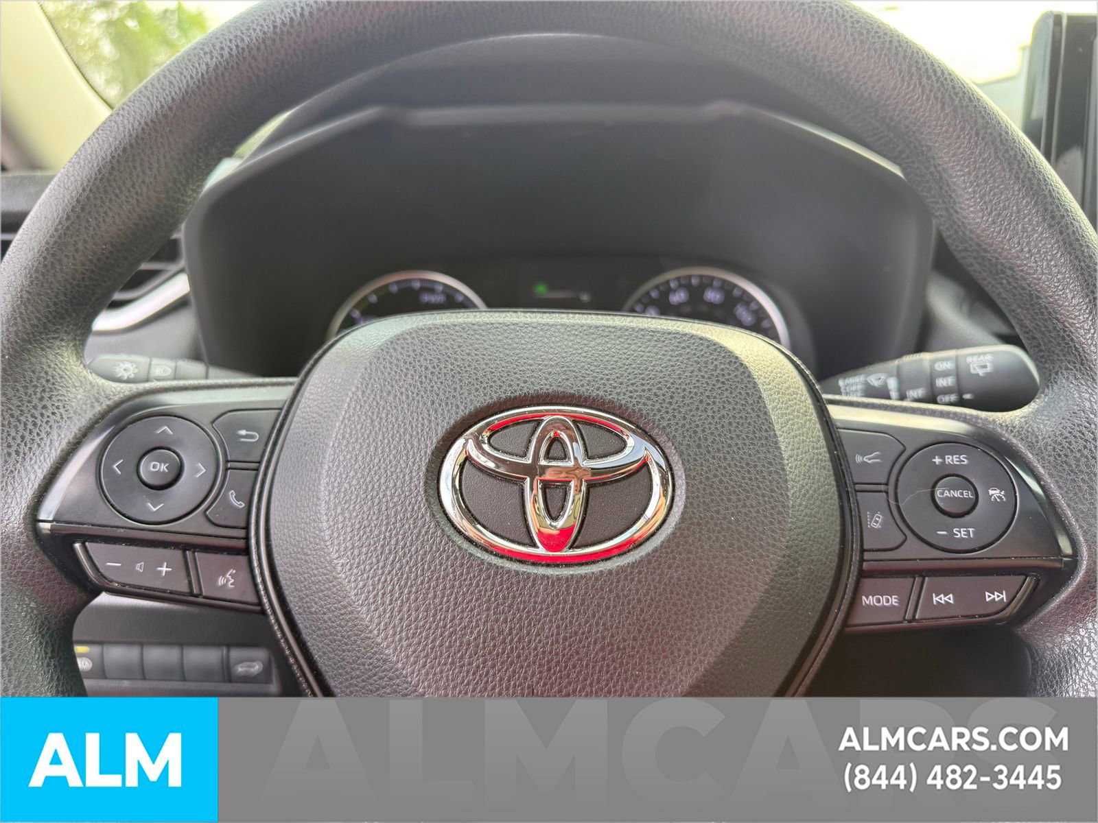 Used 2019 Toyota RAV4 XLE AWD/4WD image 23