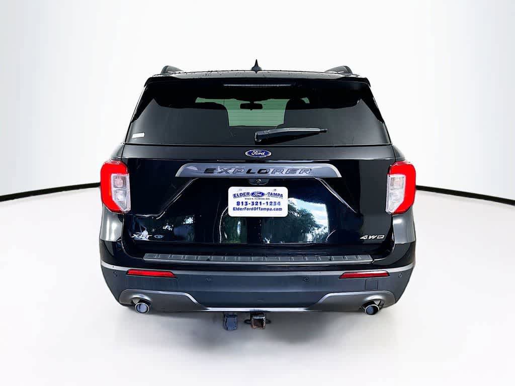 Certified 2022 Ford Explorer XLT w/ Equipment Group 202A AWD/4WD image 5