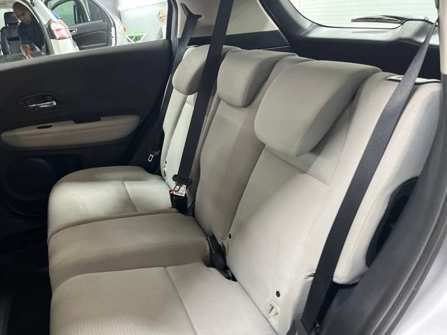 Used 2022 Honda HR-V LX image 43