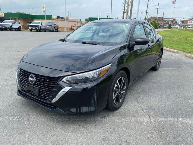 Used 2025 Nissan Sentra SV FWD image 3