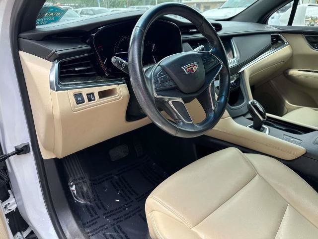 Used 2019 Cadillac XT5 FWD image 17