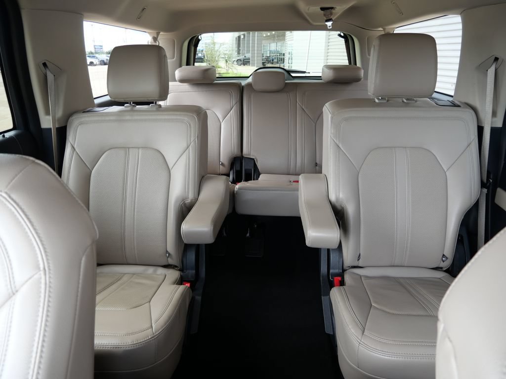 Certified 2024 Ford Expedition Max Limited AWD/4WD image 36