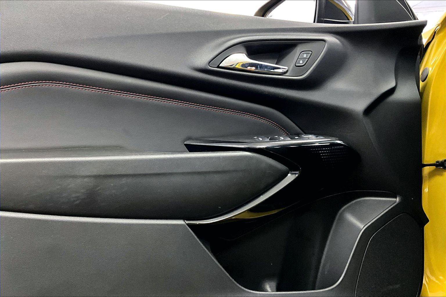 Used 2024 Chevrolet Trax RS w/ Driver Confidence Package image 22