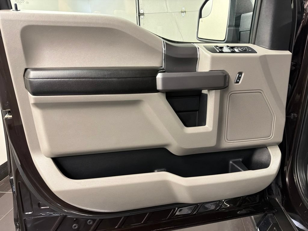 Certified 2019 Ford F150 XLT w/ Equipment Group 302A Luxury AWD/4WD image 30