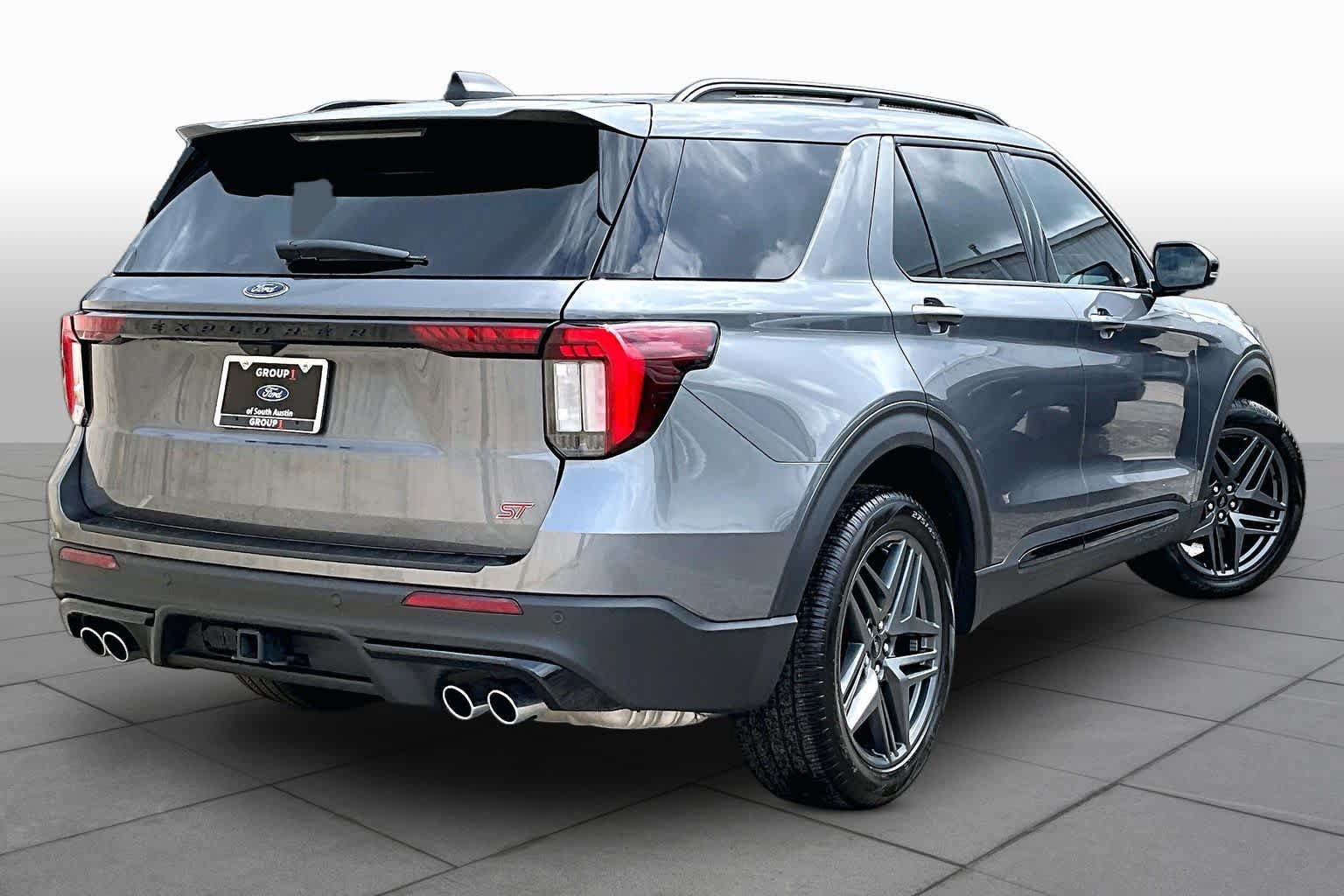 Certified 2025 Ford Explorer ST w/ Sun And Sound Package AWD/4WD image 7