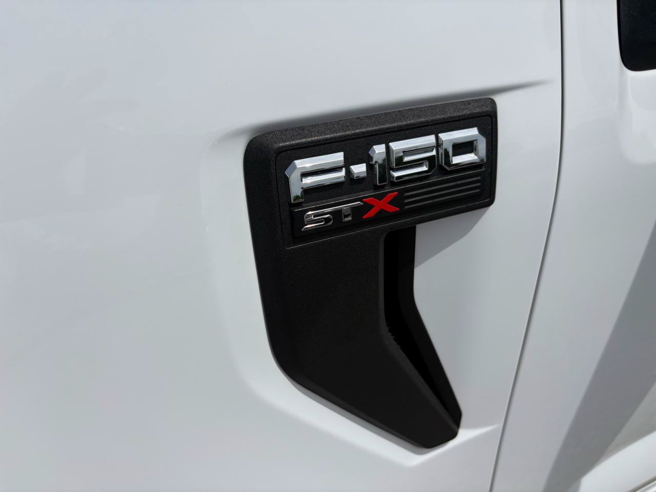 Certified 2021 Ford F150 XL w/ STX Appearance Package AWD/4WD image 9