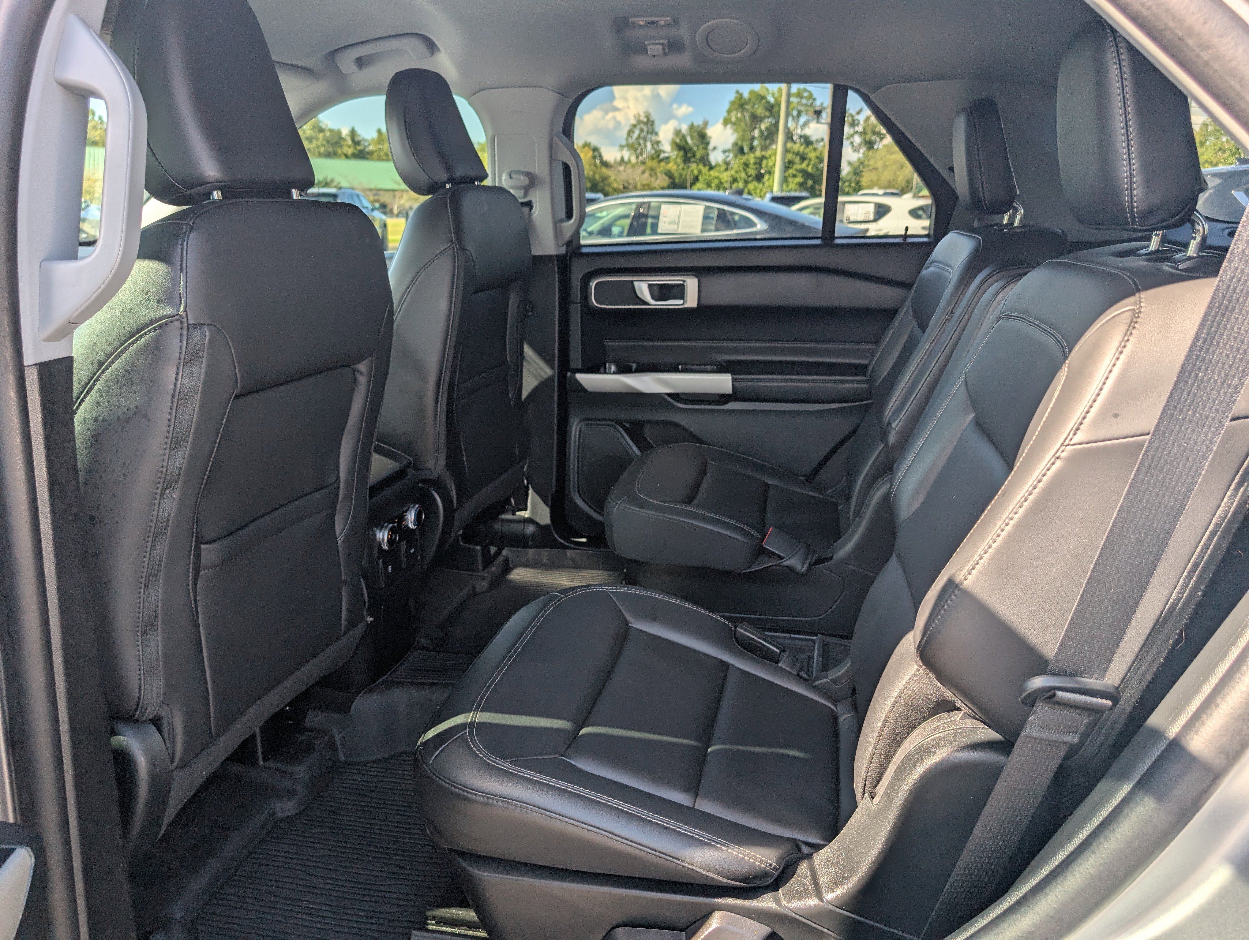 Certified 2023 Ford Explorer XLT w/ Equipment Group 202A image 16