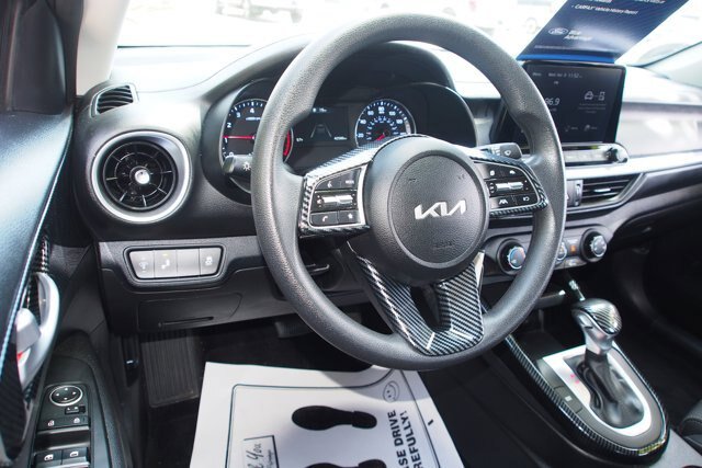 Used 2024 Kia Forte LXS w/ LXS Technology Package FWD image 14