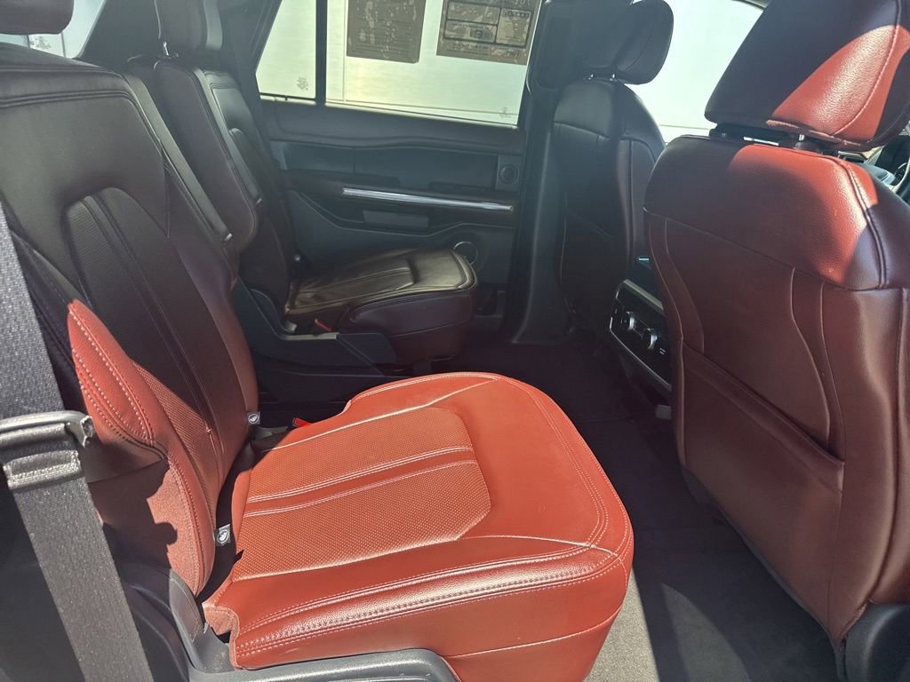 Certified 2024 Ford Expedition Limited image 33