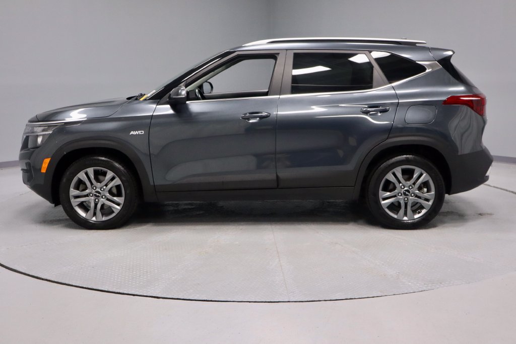 Used 2023 Kia Seltos S w/ Navigation Package AWD/4WD image 8