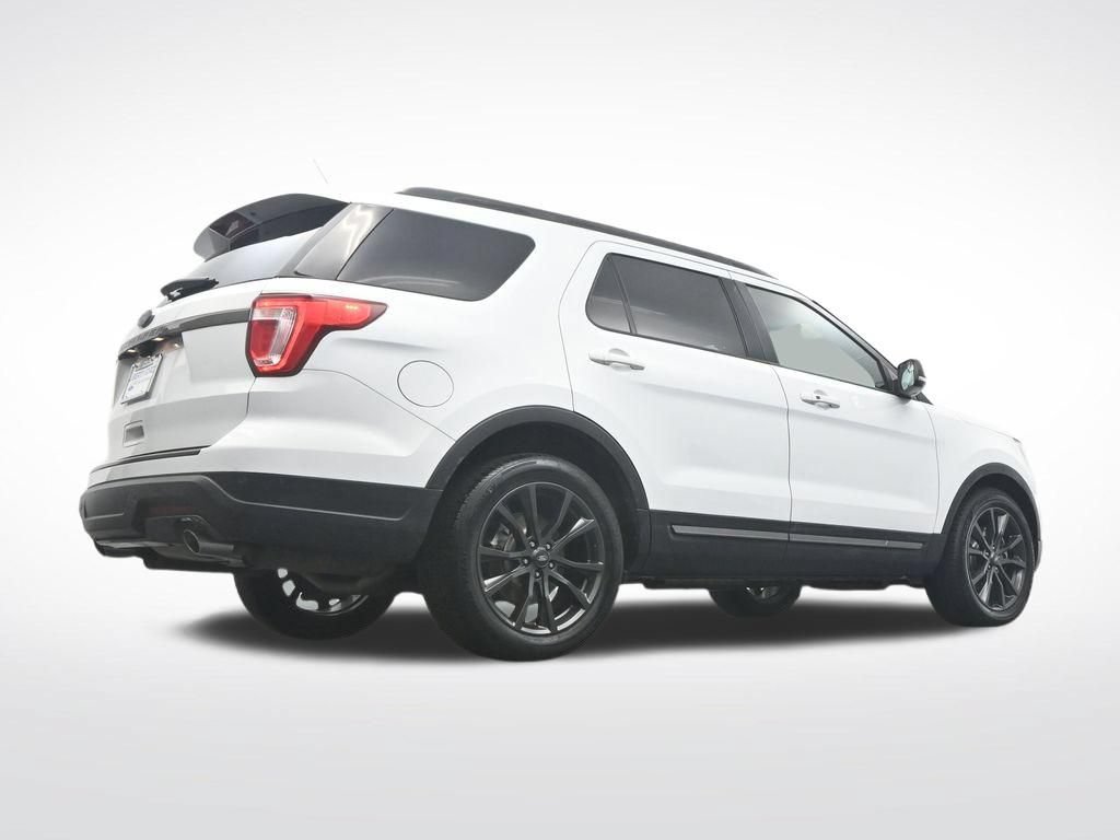 Certified 2018 Ford Explorer XLT w/ Equipment Group 202A FWD image 36