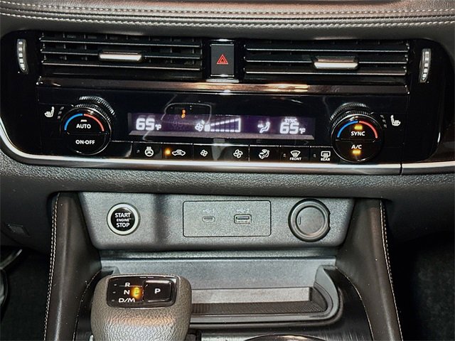 Used 2023 Nissan Rogue SL image 13