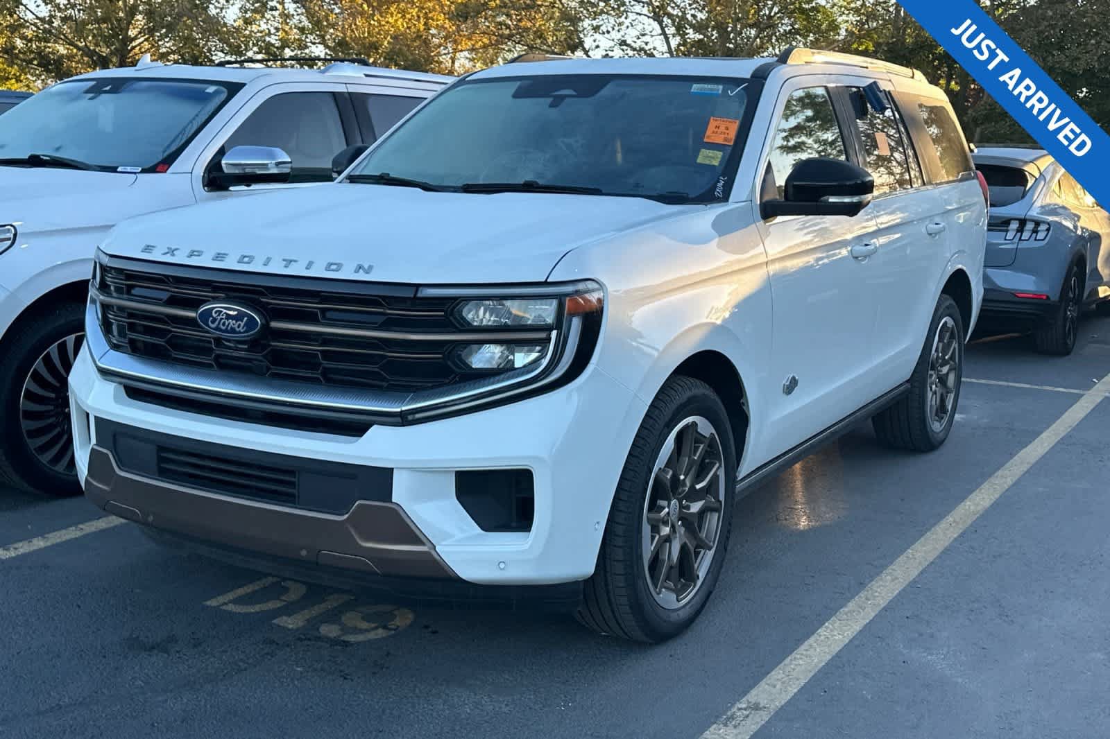 Certified 2025 Ford Expedition King Ranch AWD/4WD image 1