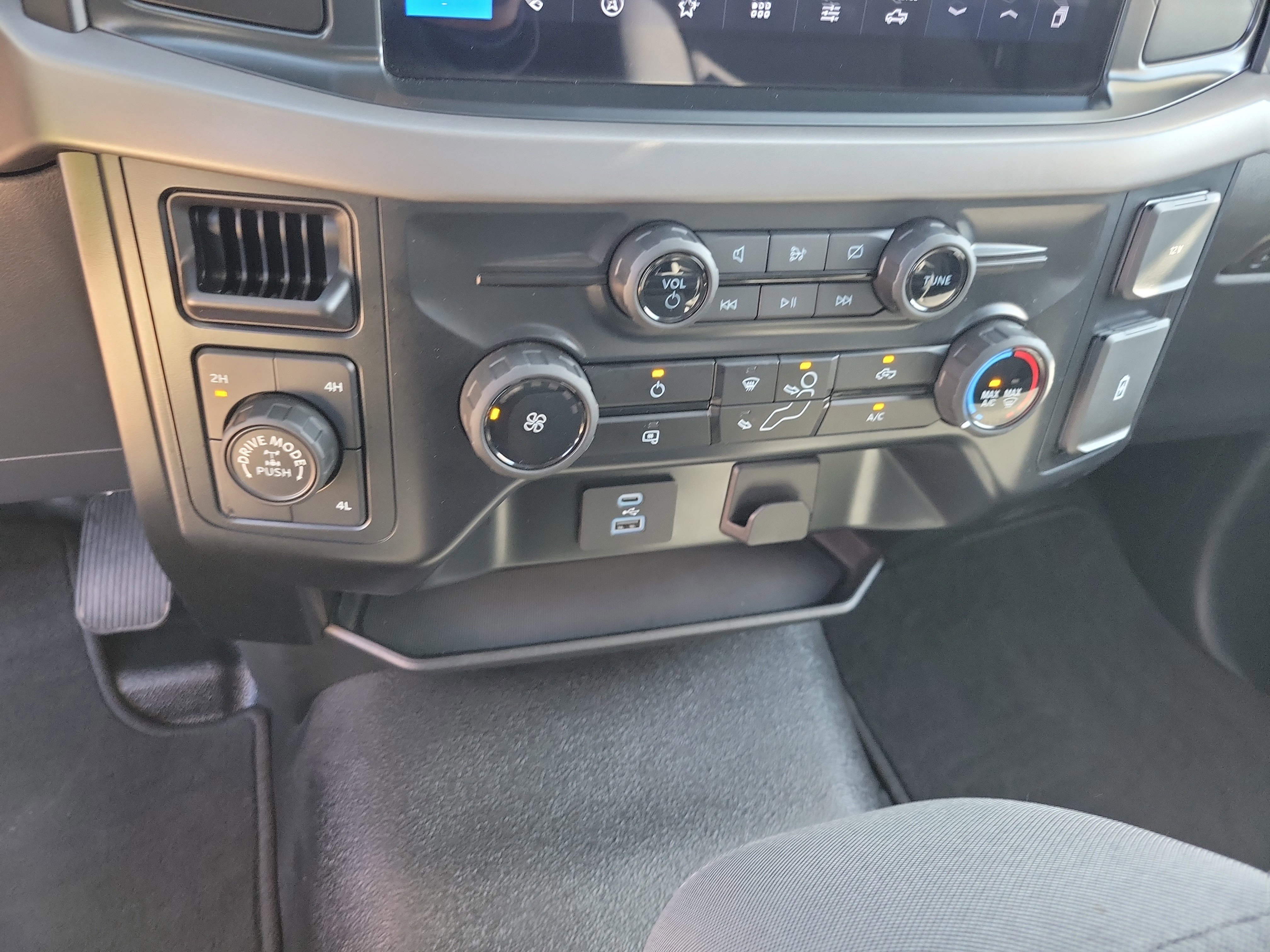 Certified 2024 Ford F150 XL image 10