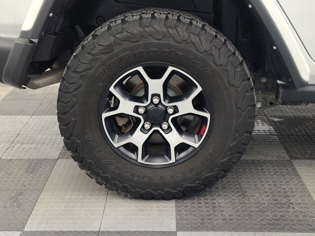 Used 2021 Jeep Wrangler Unlimited Rubicon w/ Uconnect 4C Nav & Sound Group AWD/4WD image 13