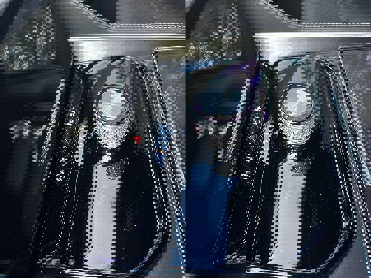 Used 2024 Jeep Wagoneer 2WD image 33