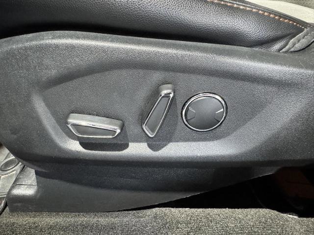 Certified 2017 Ford Explorer XLT w/ Equipment Group 202A FWD image 19