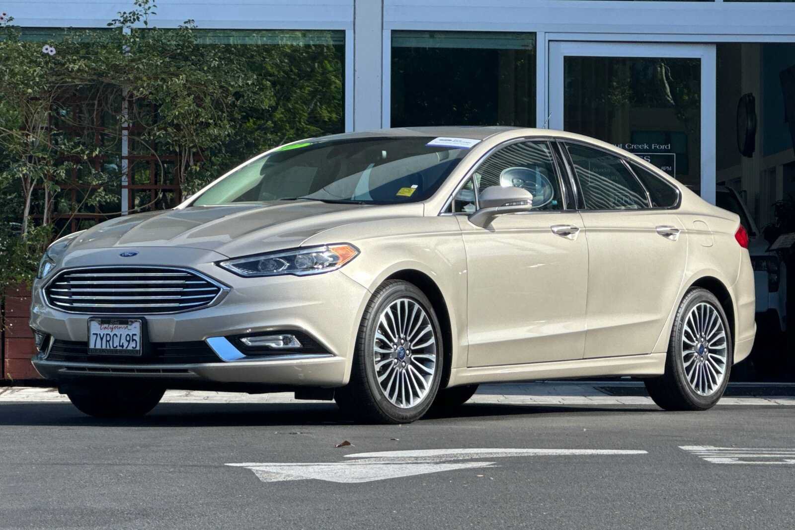 Certified 2017 Ford Fusion Titanium FWD image 8