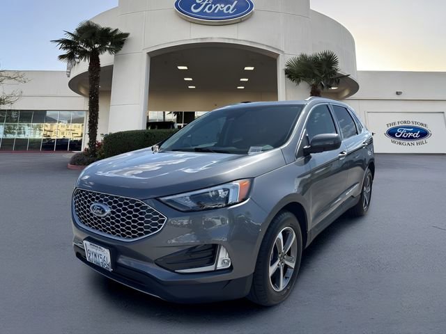 Certified 2023 Ford Edge SEL w/ Convenience Package AWD/4WD image 2